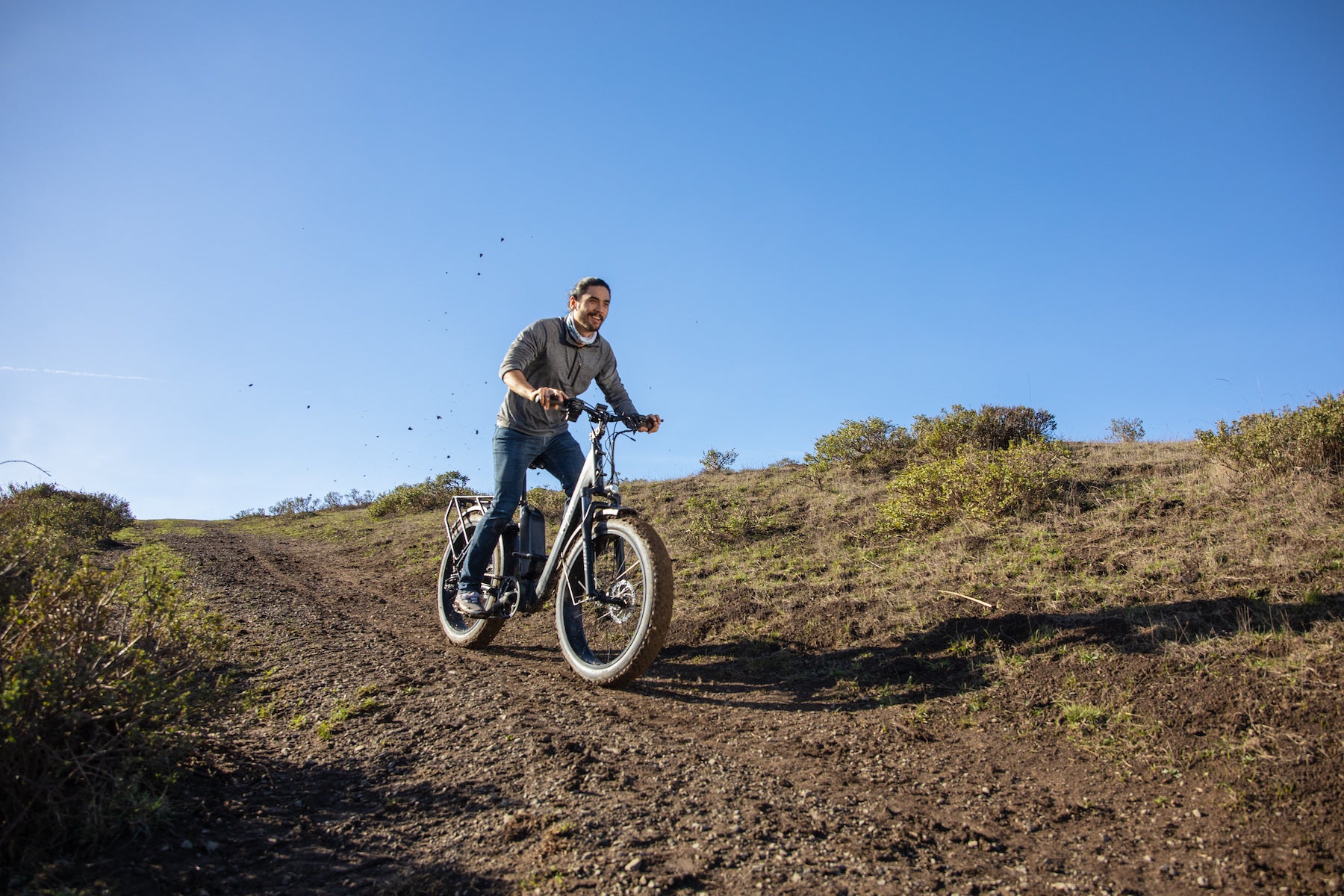 5 Reasons Analog Cyclists Should Give Ebikes a Try