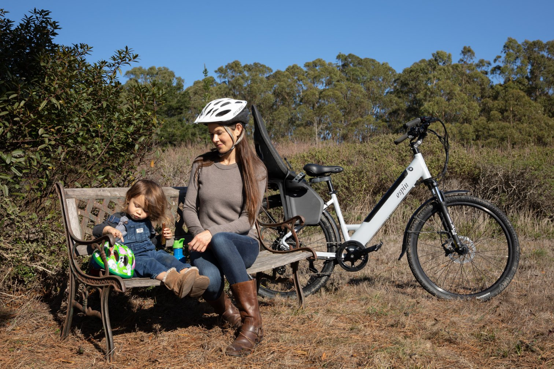 How Electric Bikes Can Let You Spend More Time with Your Family This Summer