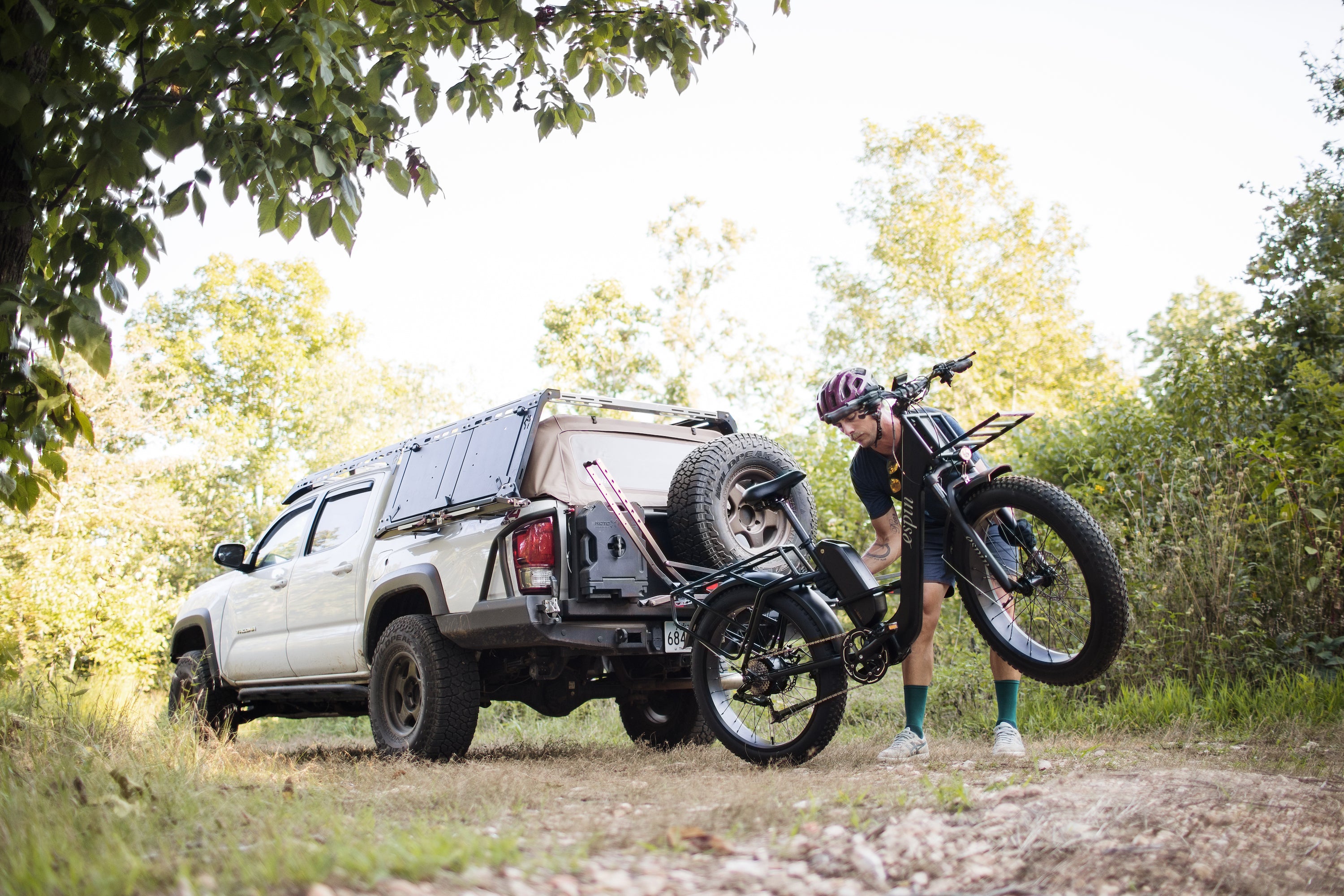 7 Things to Bring on a Trip with Your Electric Bike